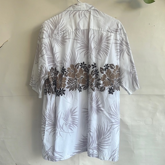 HILO HATTIE HAWAIIAN ALOHA SHIRT SIZE XL BROWN WHITE - Picture 3 of 3